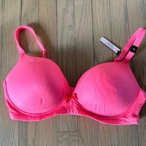 NWT Victoria’s Secret VS Body By Victoria Bra Lined 38D Bright Coral